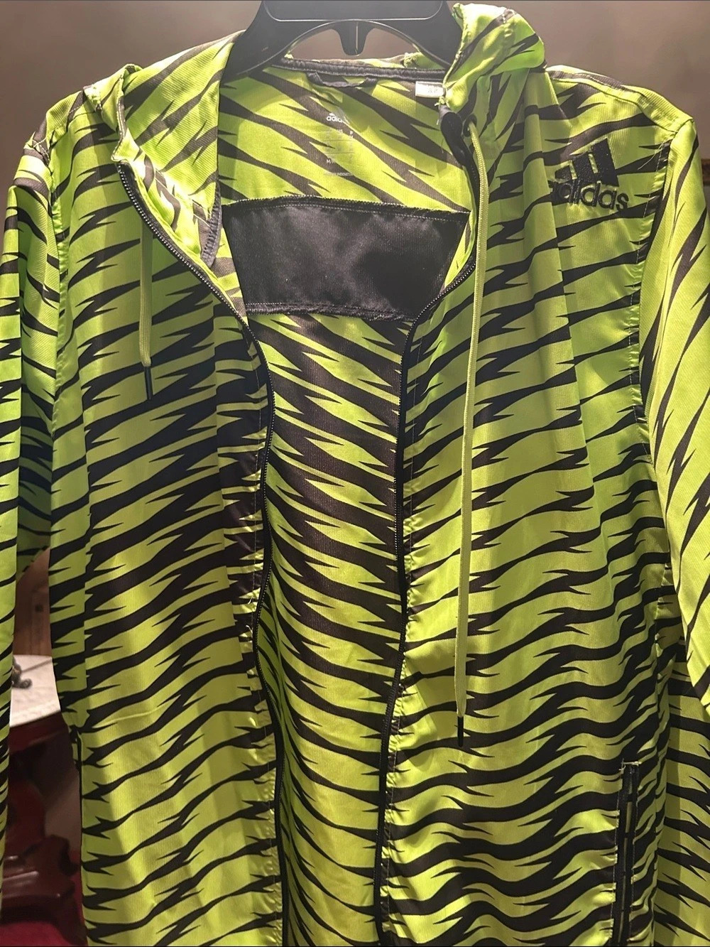 adidas Animal Print Jacket in Green & Black Size Medium